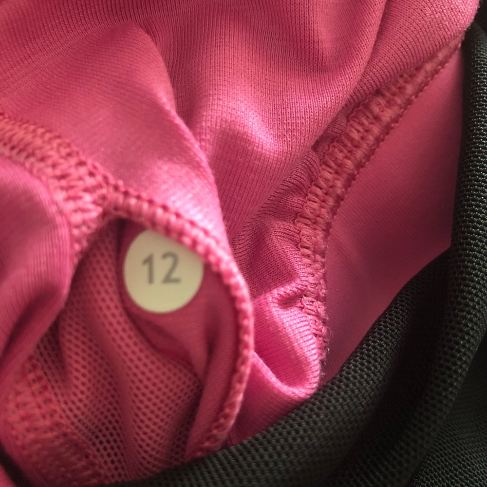 Lululemon ‘Enhearten’ Tank in Static Blossom Multi - Picture 6 of 8